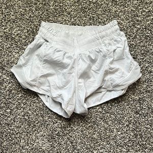 White low rise, 2.5 inch hotty hots